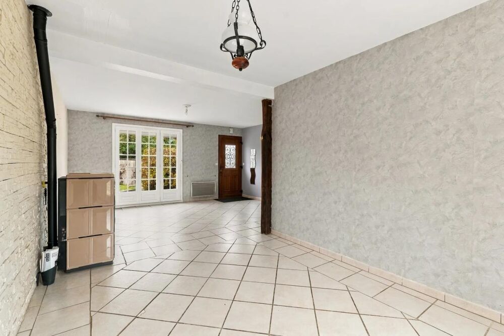 Vente Maison Maison de 3 chambres + Appartement - Champseru Champseru