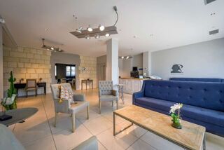  Immeuble à vendre 15 + pièces 1300 m²