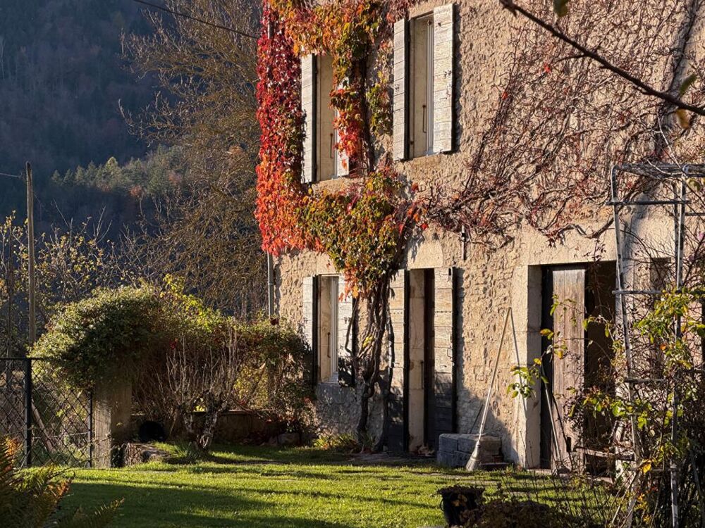 � vendre  Maison Saint-Martin-en-Vercors (26420)