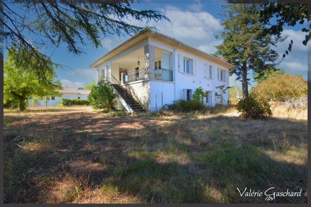 Saint seurin sur l'isle -Maison 4 chambres + sous sol total, grange et terrain