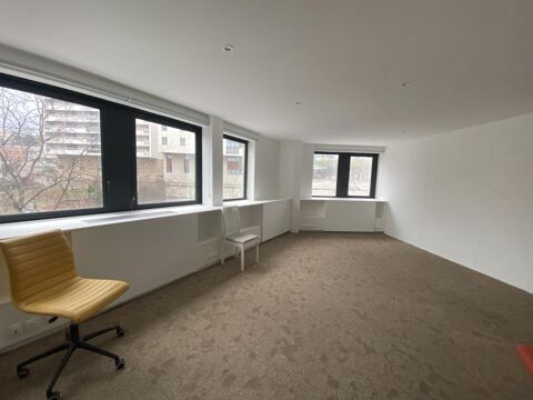   Bureaux à louer à proximité immédiate du T2 