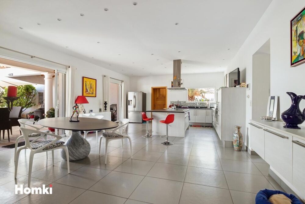 � vendre  Villa Le Cannet-des-Maures (83340)