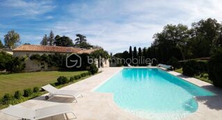  Propri�t�/ch�teau � vendre 15 + pi�ces 800 m�