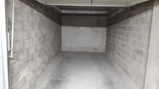  Parking / Garage à louer 