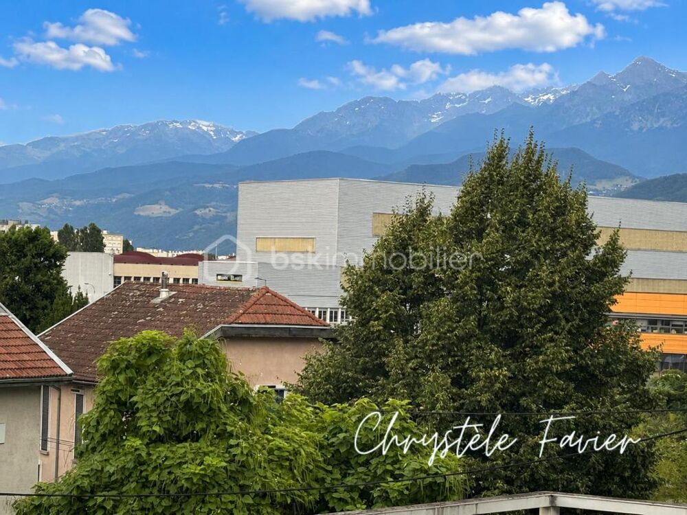 EXCLUSIVITÉ - DUPLEX T3 DE 68 m2 AVEC BALCON, CAVE ET VUE PANORAMIQUE SUR LE VERCORS ET LE GRÉSIVAUDAN