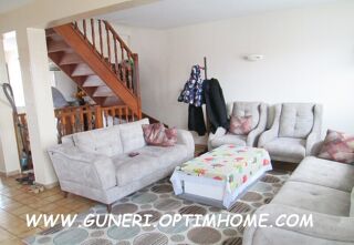  Maison � vendre 10 pi�ces 190 m�