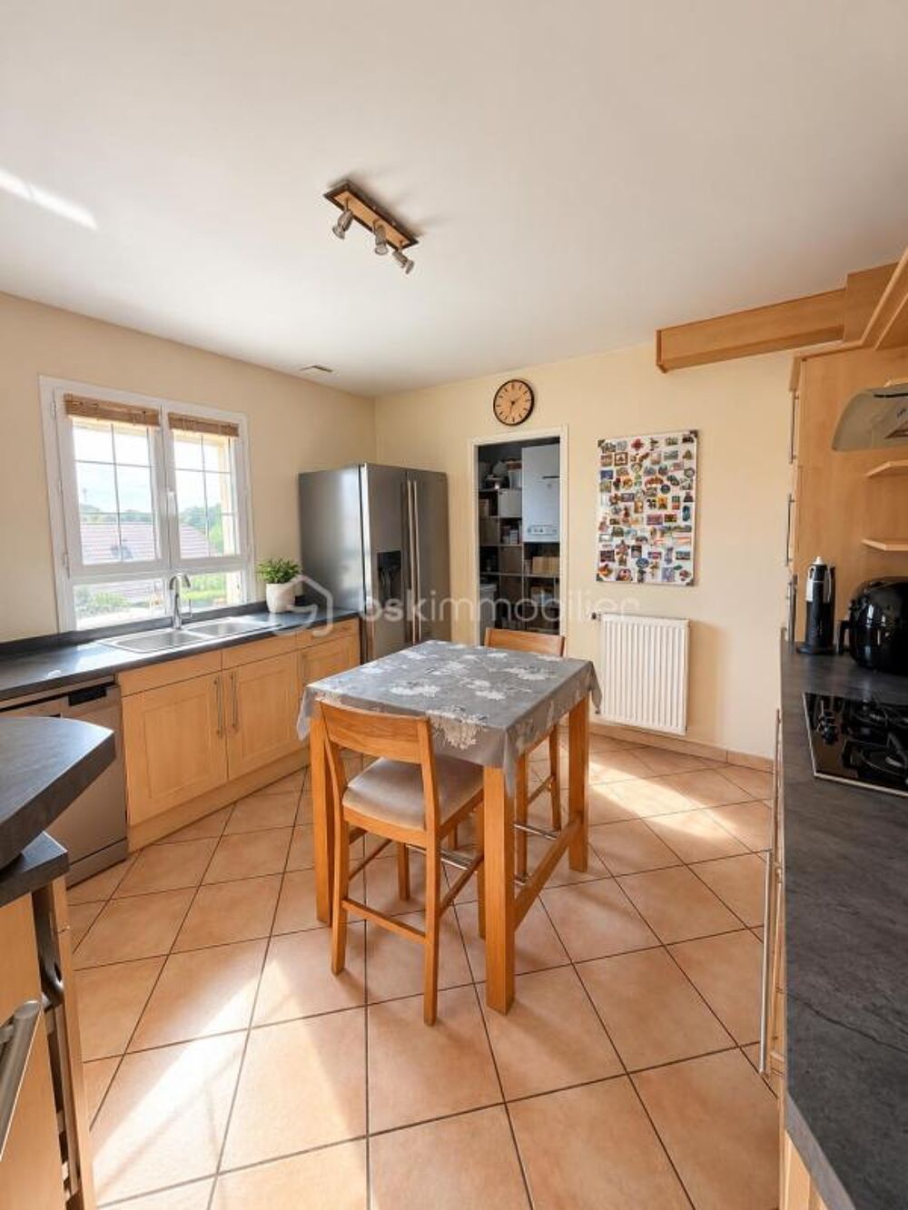 Vente Maison Maison 128 m² avec 4 chambres, sous-sol total et terrain de 2 200 m² - Gisors Gisors