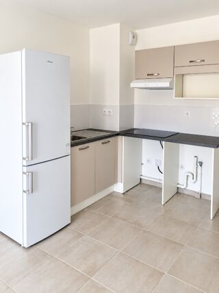  Appartement à louer 2 pièces 44 m²