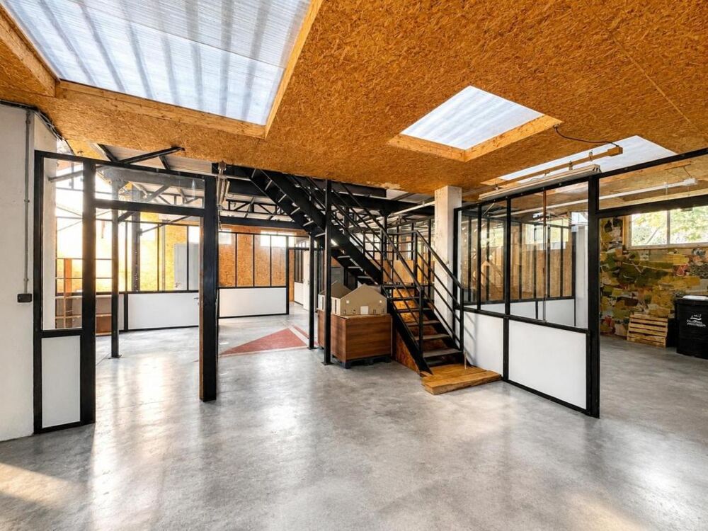 Vente Immeuble VANNES – ENSEMBLE IMMOBILIER MIXTE DE PLUS DE 365 m² – PROFESSIONNEL, HABITATION, INVESTISSEMENT – PROCHE GARE ET CENTRE-VILLE Vannes