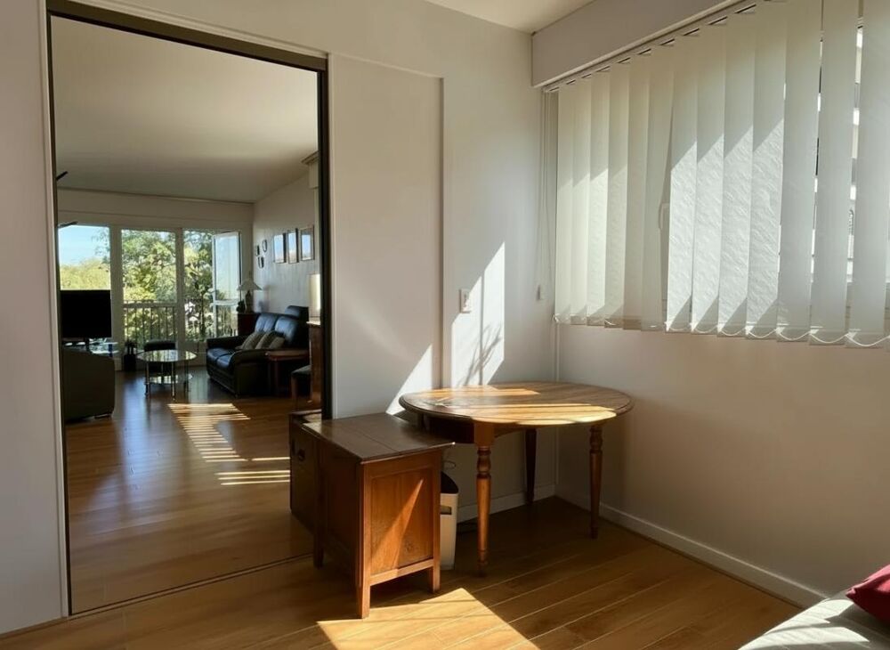 Appartement de 111m², 3 chambres, balcon, 2 box et une cave