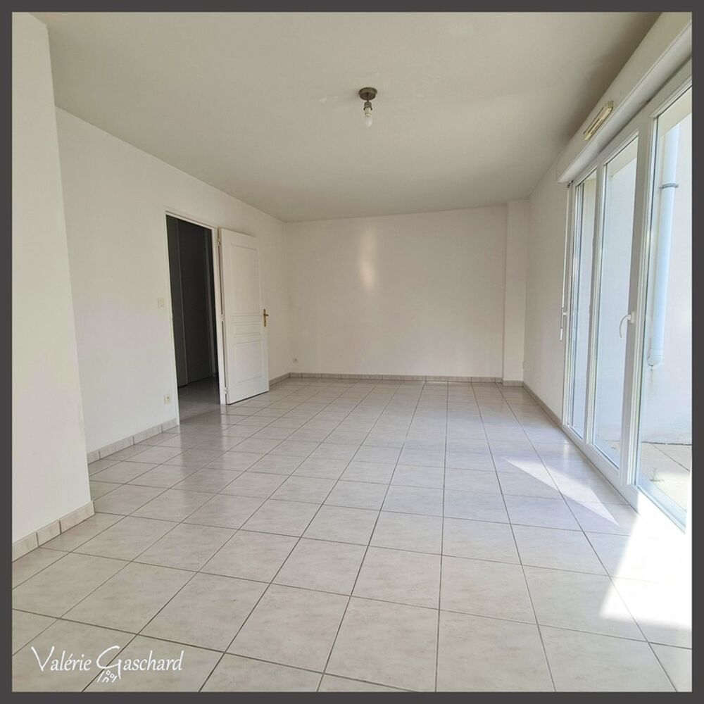 St Seurin sur l'isle - Appartement 69 m² 2 chambres+ jardin- possibilité vente à terme
