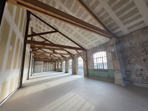   Magnifique plateau de bureau à vendre sur CHAPONOST (69), d'une surface de 216 m² au sein de la zone artisanale du FORUM DES AQU 