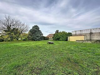  Immeuble  vendre 330 m