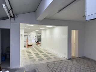  Immeuble à vendre 7 pièces 300 m²