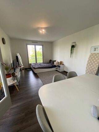  Appartement à louer 1 pièce 28 m²
