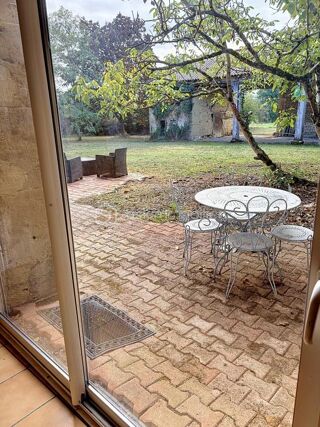  Propriété/château à vendre 9 pièces 380 m²