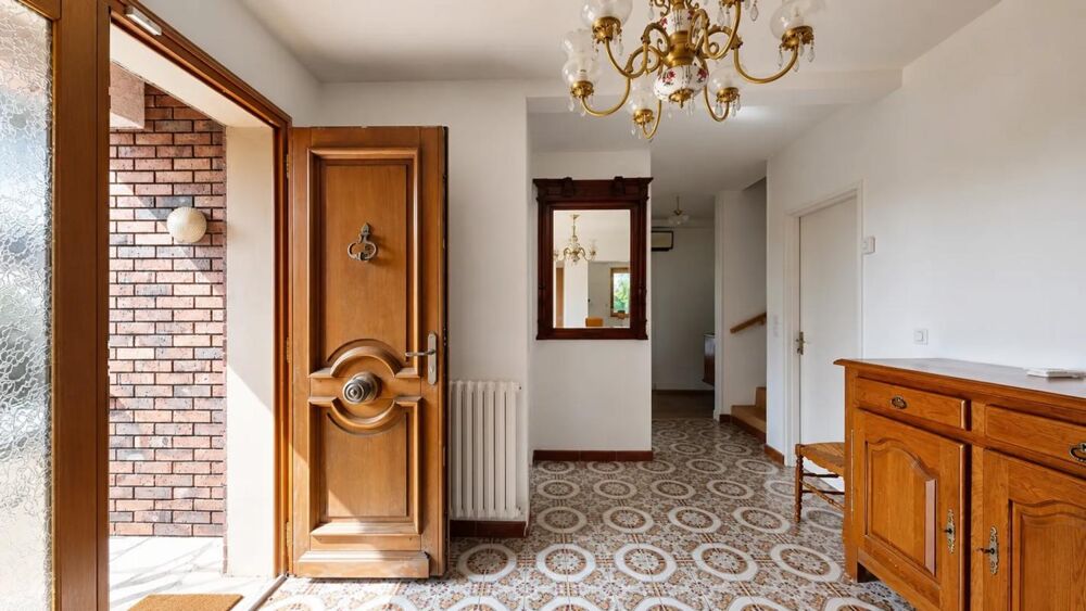 COURGENT : Maison - 203m² sur 1380m2 de jardin - 5 à 6 chambres