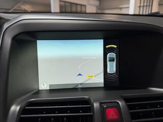 XC60 I Phase 2 D3 2.0 TDi 16V FWD 150 cv MOMENTUM 2015 occasion 85190 Venansault