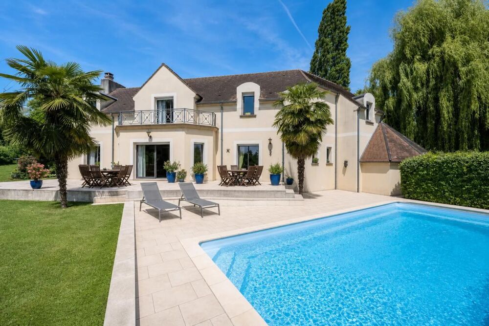 Maison de 7 pièces de 262 m² à Champagne-sur-Oise