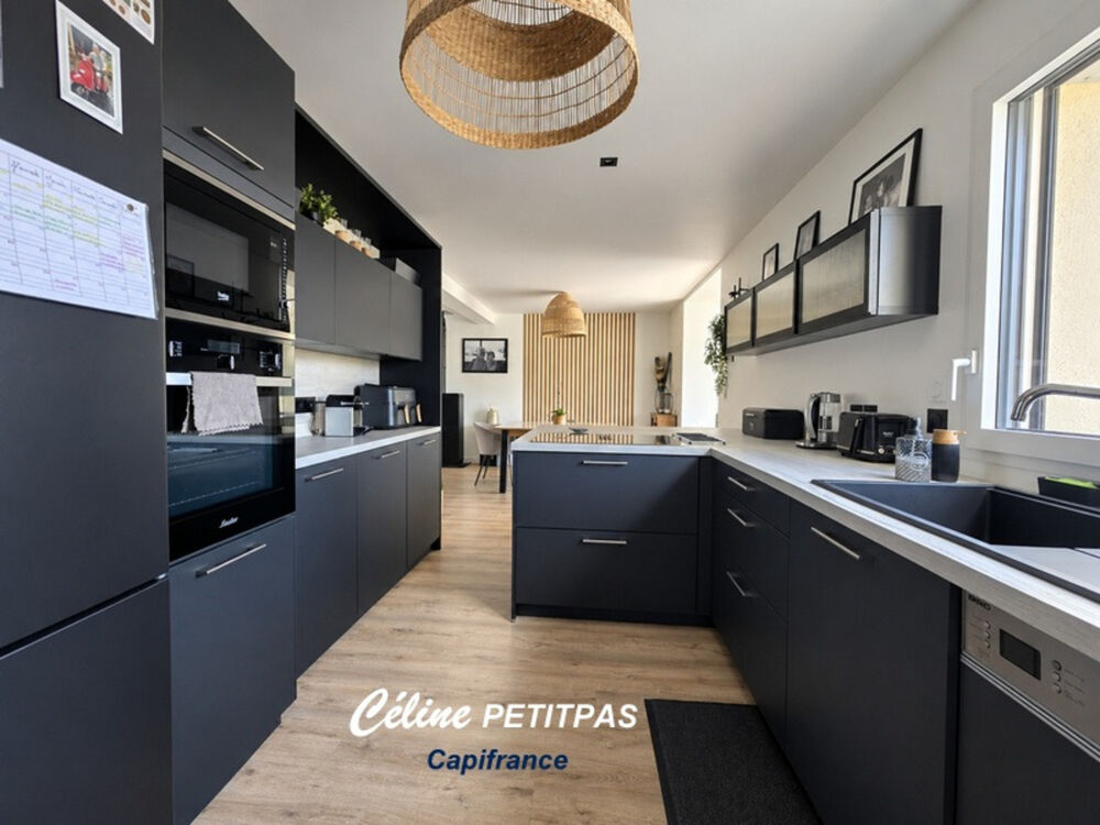Vente Maison Maison à vendre familiale contemporaine de 2015 – Iffendic – 8 pièces – 121 m² habitables – terrain de 625 m² Iffendic