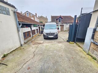  Immeuble � vendre 15 + pi�ces 350 m�