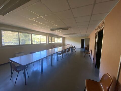   A LOUER - BATIMENT D'ACTIVITES 