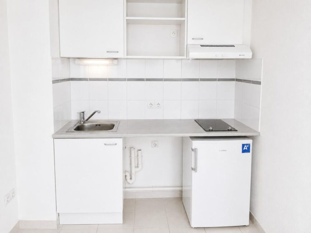 Location Appartement T1 avec balcon et parking à MONTPELLIER Montpellier