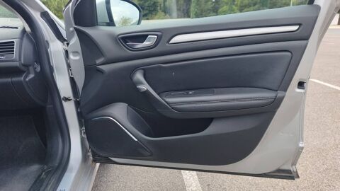 M&eacute;gane 1.2 TCe 130 Intens 2 - 5 places Entretien constructeur 2016 occasion 83000 Toulon