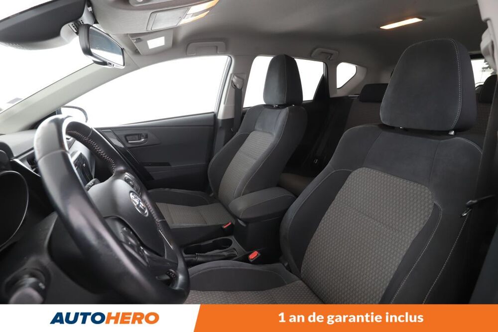Auris 1.8 Hybride Collection CVT Auto 136H 2018 occasion 92130 Issy-les-Moulineaux
