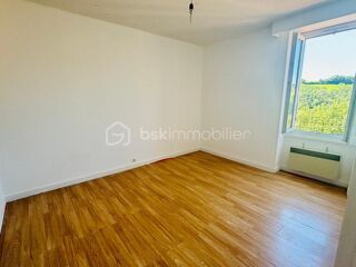  Immeuble  vendre 10 pices 268 m