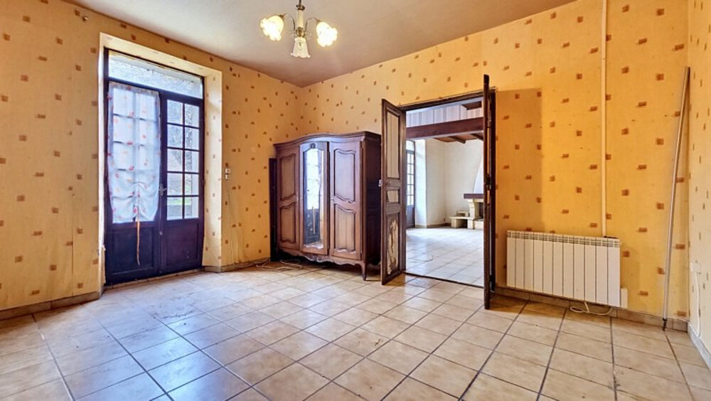 Vente Maison Maison vigneronne Escales 7 pièce(s) 220 m2 Escales