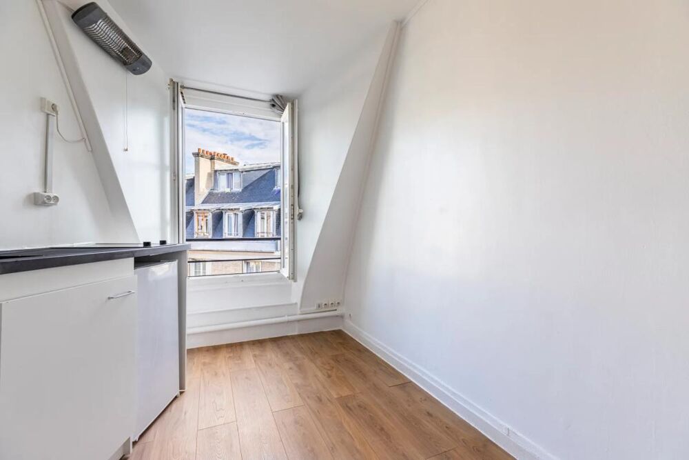 Vente Appartement Appartement 1 pièce de 7 m² situé à Paris proche rue de Courcelles Paris 17