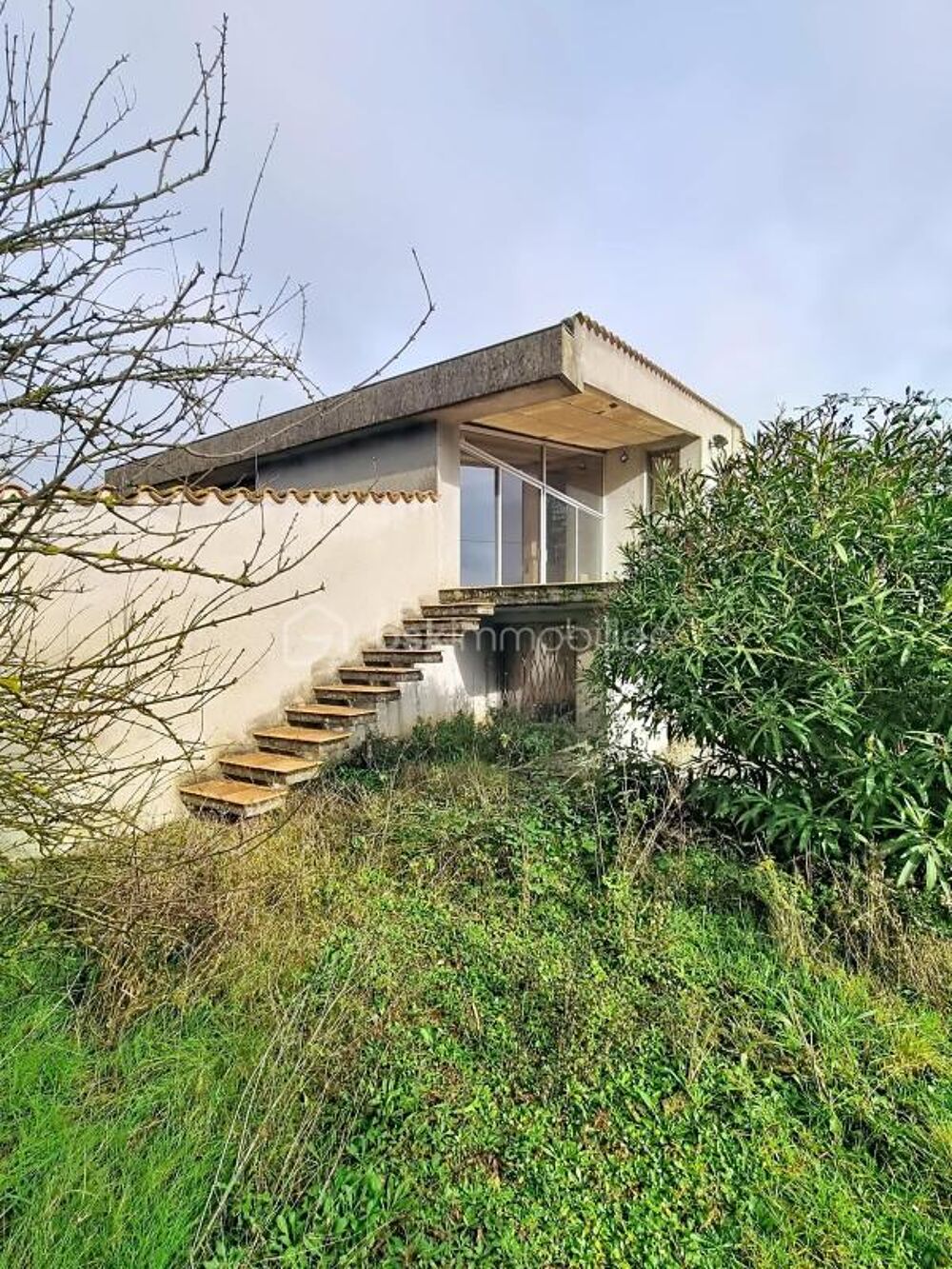 Vente Maison L'audace architecturale des années 70 au cœur du Gers Fleurance