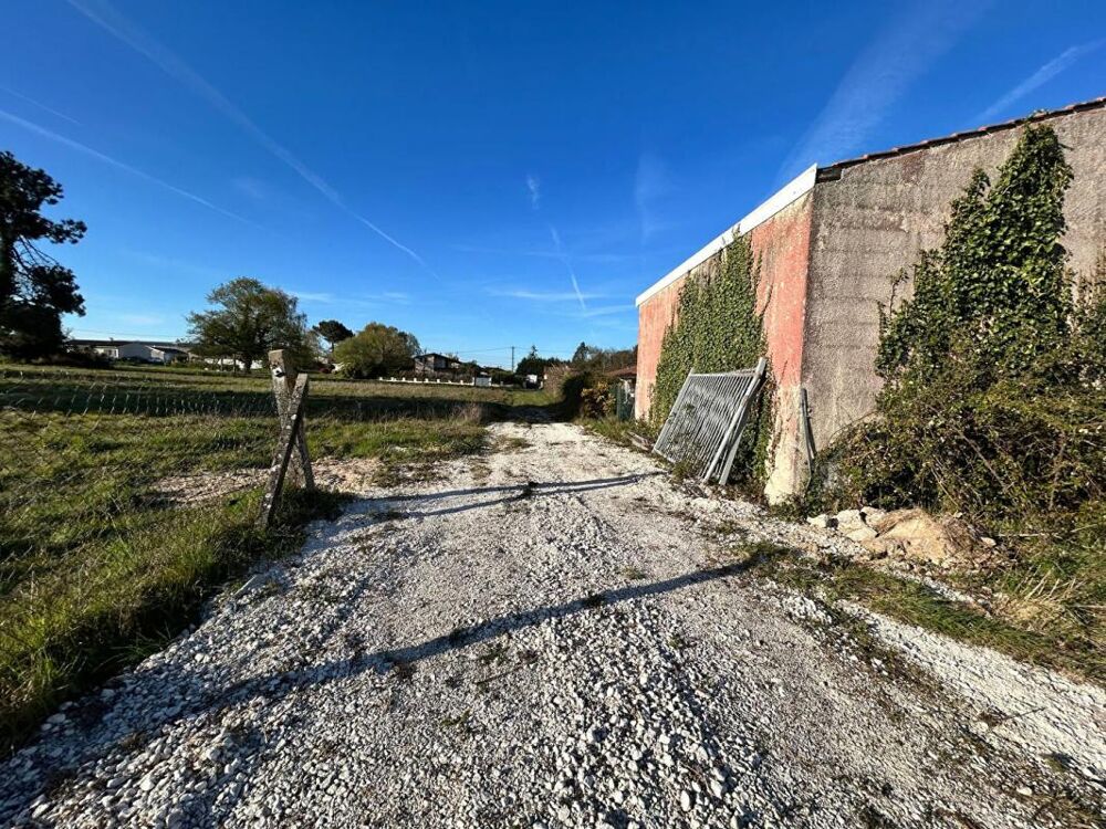 Vente Terrain Terrain  à bâtir pour locaux Industriels et Commerciaux   -  4724 m2 - LOTS C1 et C2 Pugnac