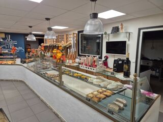  Immeuble à vendre 5 pièces 220 m²