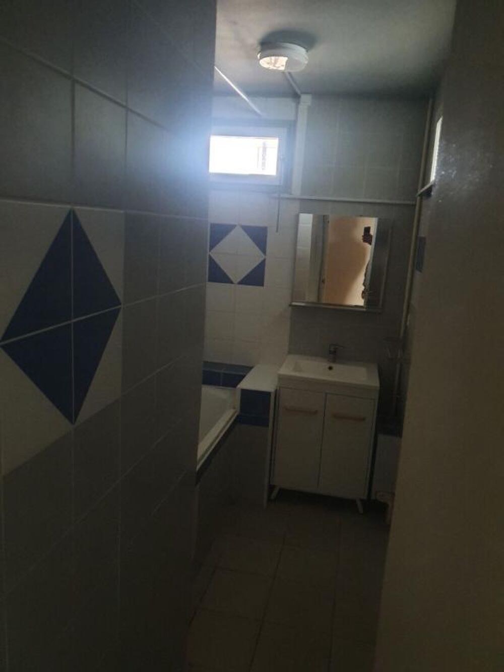 Location Appartement Appartement  3 pièce(s) 54 m2 Sorgues