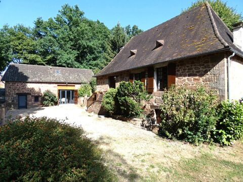   Ensemble de 2 maisons / piscine / terrain + 2 hectares Maison - 7 pièce(s) - 180 m²