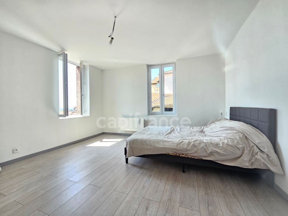 Vente Maison Maison à vendre 5 pièces 109 m² 4 chambres PANISSIERES (42) Panissieres