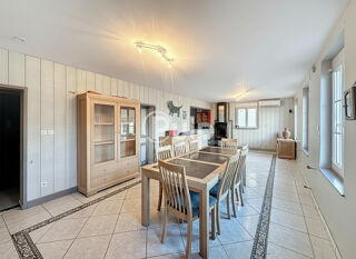  Maison  vendre 11 pices 153 m