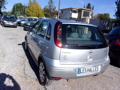 Corsa III 1,4 i TWINPORT COSMO 90CV 2003 occasion 13510 &Eacute;guilles