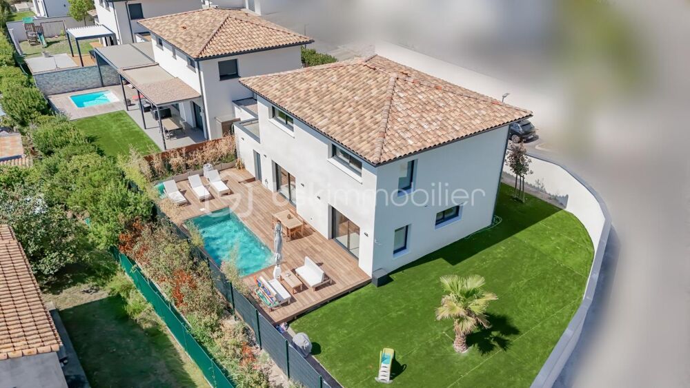 MAGNIFIQUE VILLA CONTEMPORAINE DE 131 M² AVEC PISCINE ET 22 M² DE GARAGE - TEYRAN