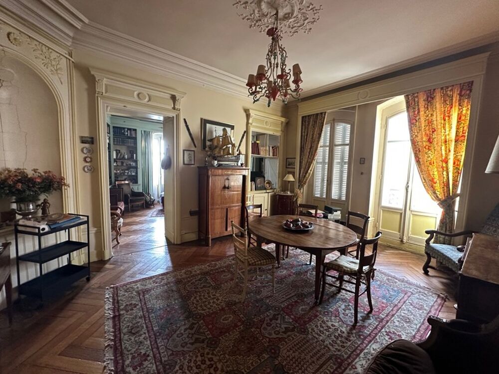 Dijon centre proche gare appartement ancien de 142 m2