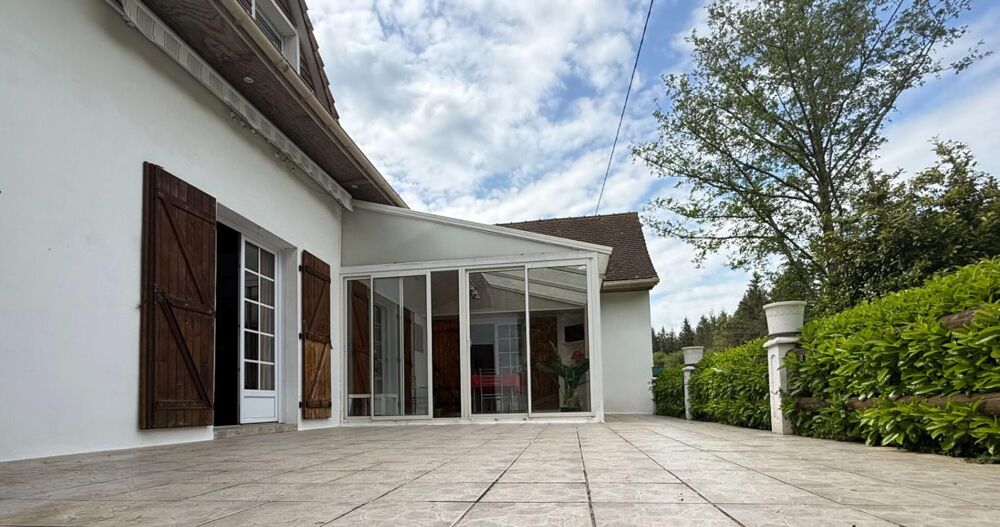 Maison Villeneuve Sur Allier 5 pièce(s) 220 m2