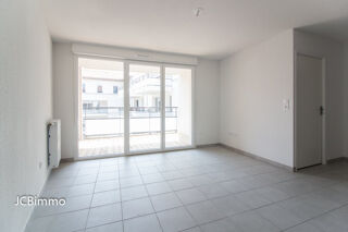  Appartement à louer 2 pièces 42 m²