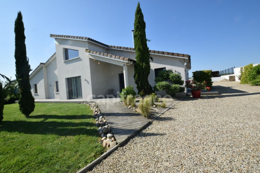 Villa d'architecte 3 chambres - piscine - jacuzzi - dépendances - proche de MARMANDE (47)