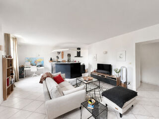  Appartement à louer 3 pièces 69 m²