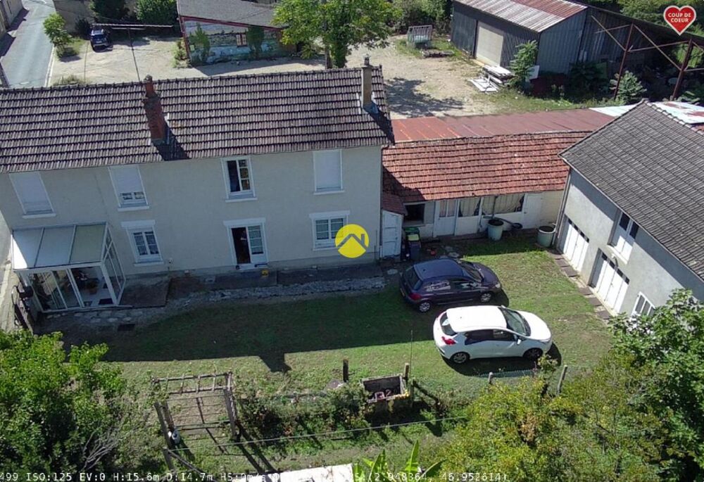 Maison avec terrain de 5641 m²