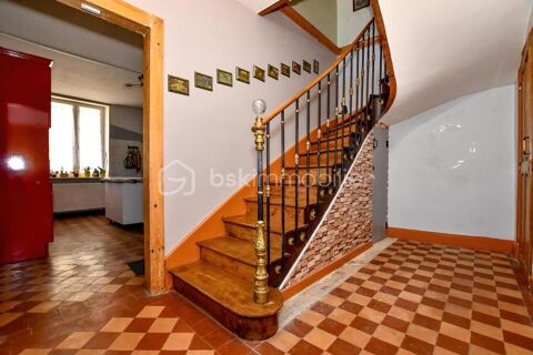   Maison - 6 pices - 203 m Maison - 6 pice(s) - 203 m