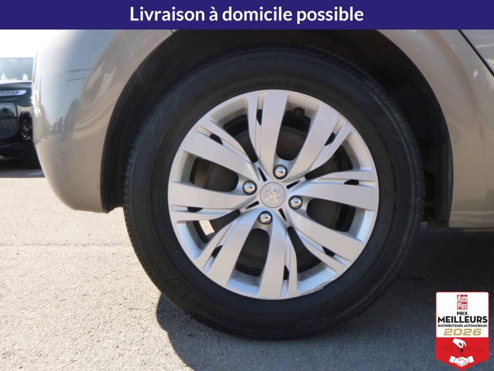 208 PureTech 82 Active 2013 occasion 10150 Lavau