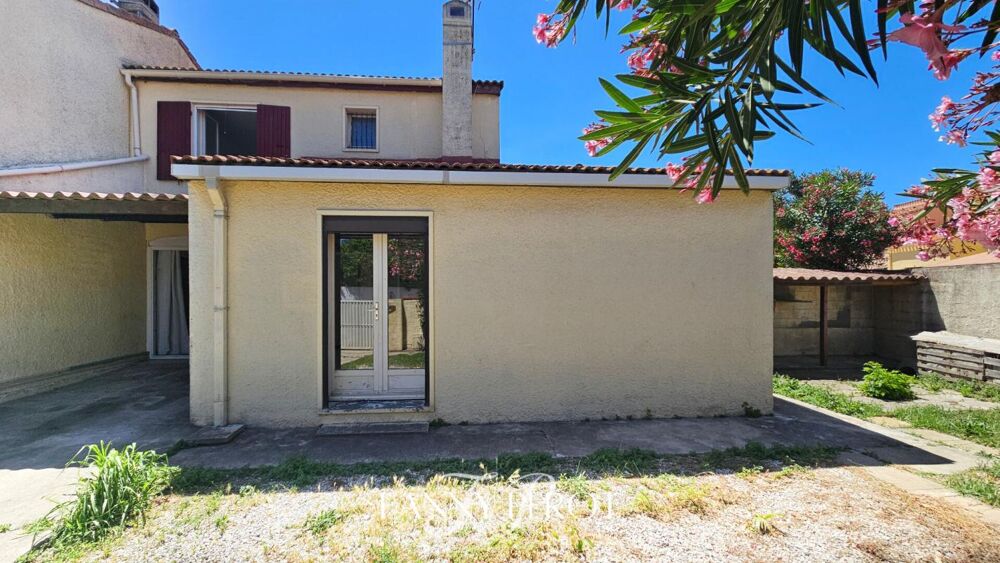 Maison 3 faces de plus de 100m² sur 440m² de terrain avec piscine